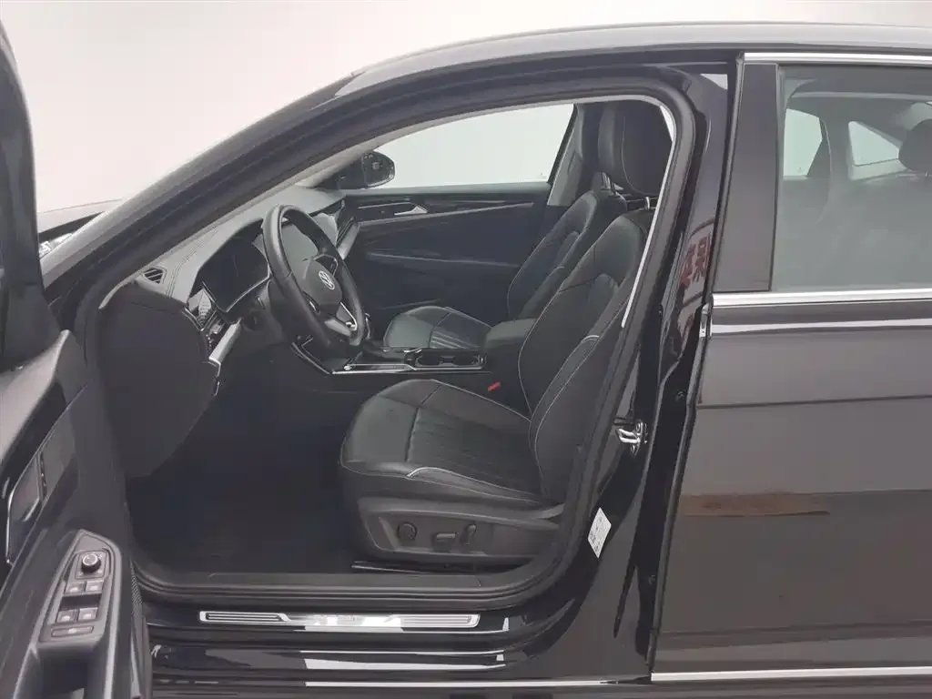 Volkswagen Passat — фото 10