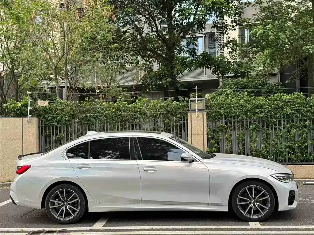 BMW 3 Series — фото 8