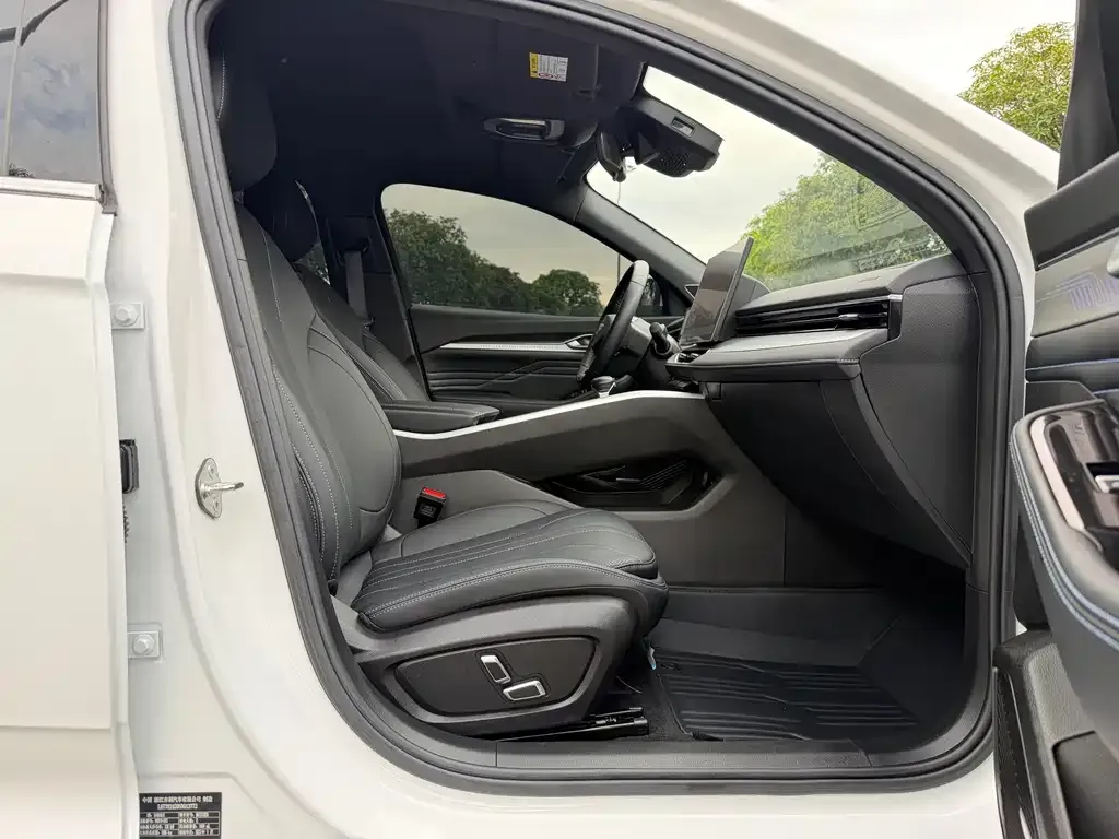 Geely Xingrui — фото 3
