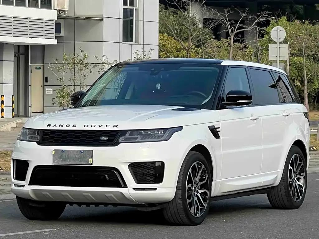Land Rover Sport — фото 1