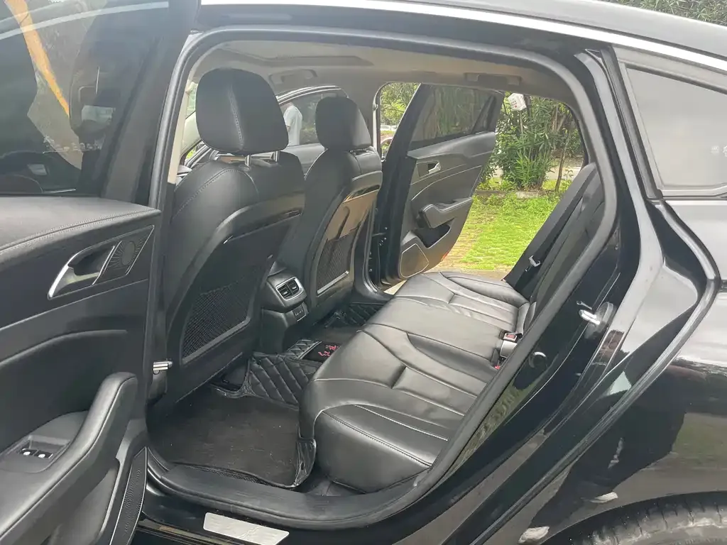 Hongqi H5 2023 из CN, фото 3