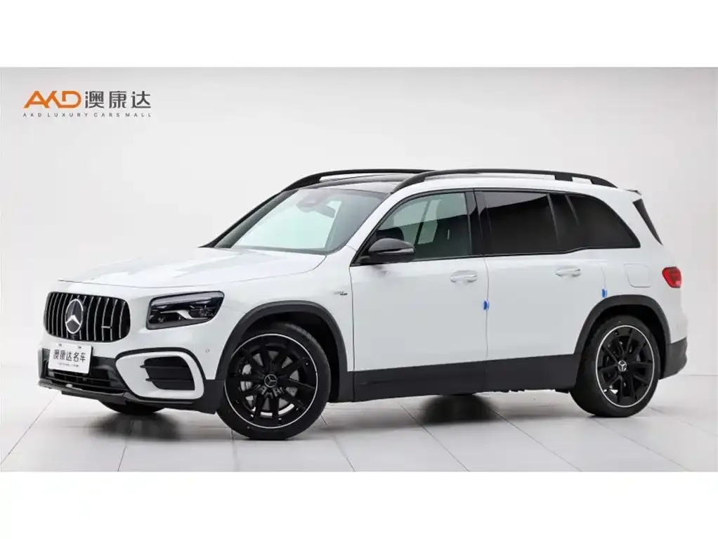 Mercedes-Benz GLB AMG — фото 1