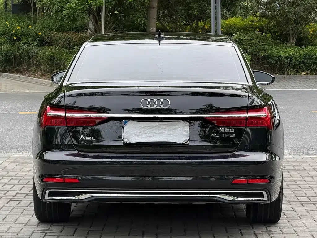 Audi A6L — фото 5