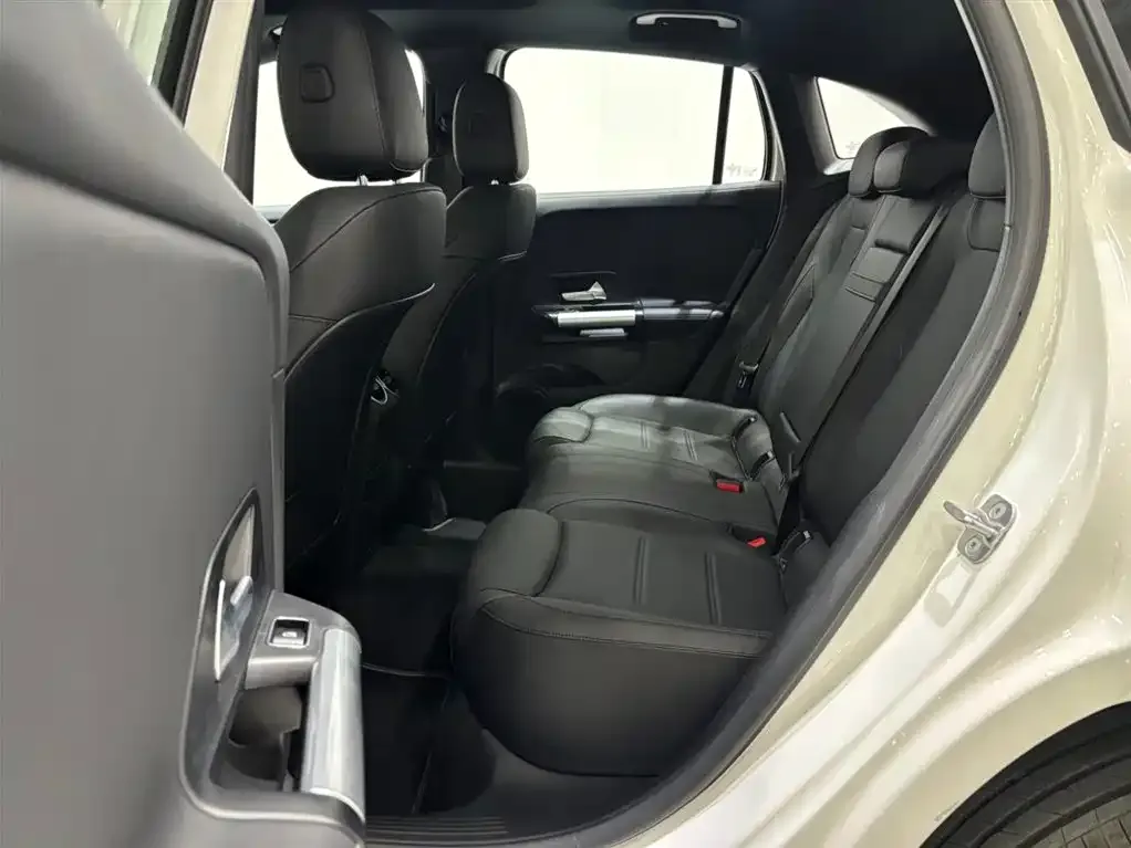 Mercedes-Benz GLA — фото 2