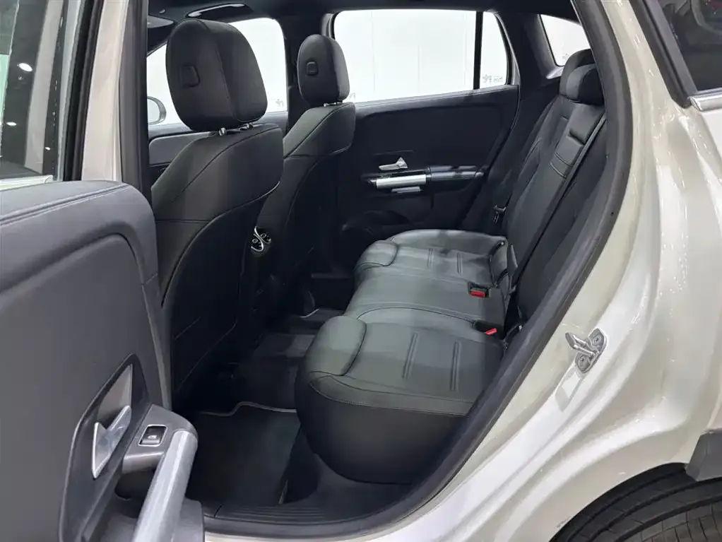Mercedes-Benz GLA — фото 4
