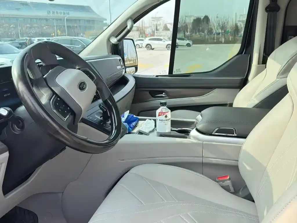 Ford Tourneo 2024 из CN, фото 4