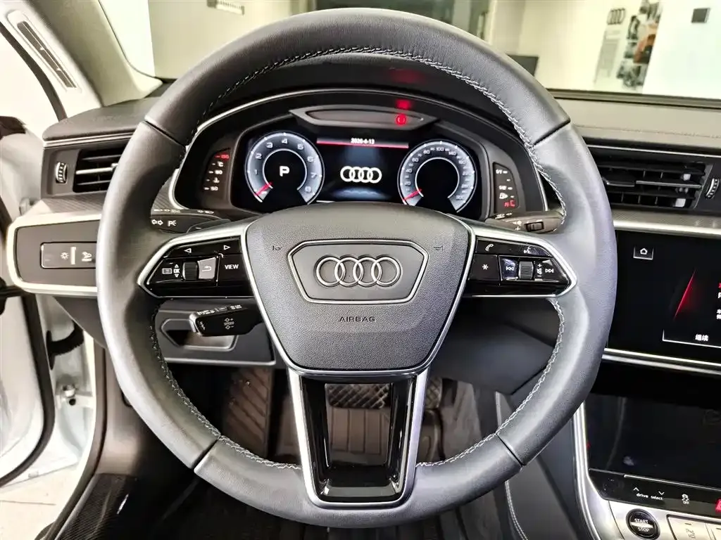 Audi A7 — фото 9