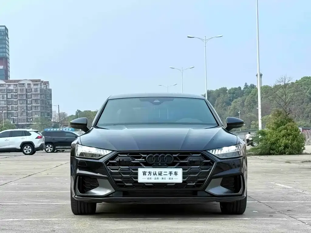 Audi A7L 2024 из CN, фото 5