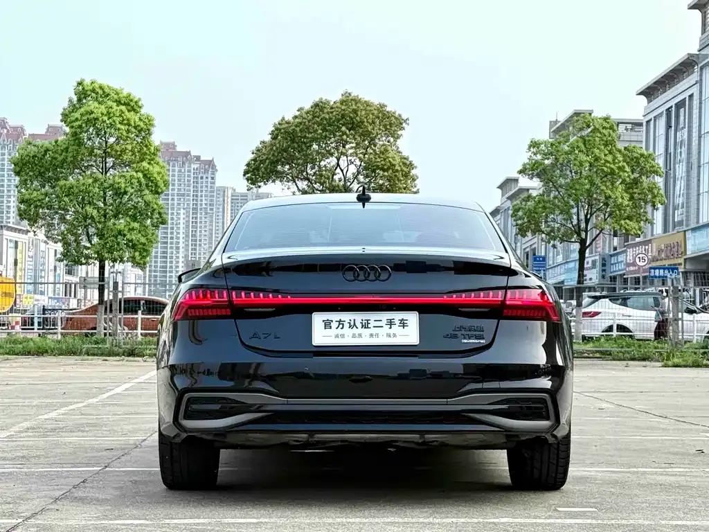Audi A7L 2024 из CN, фото 3