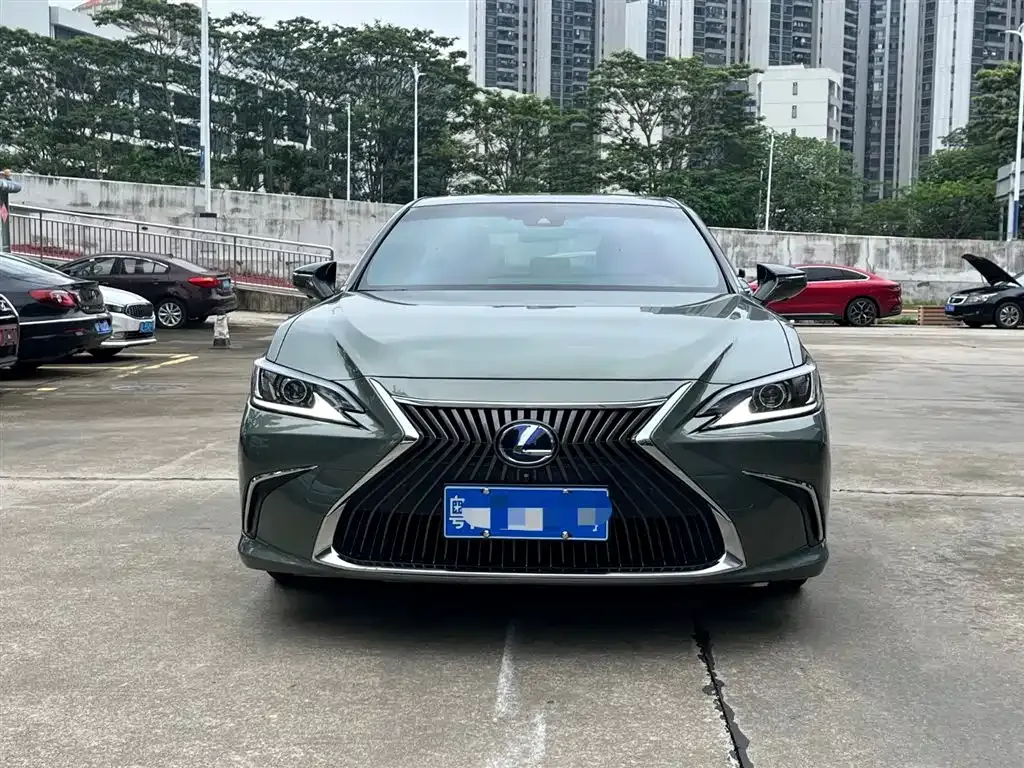 Lexus ES 2021 из CN, фото 6