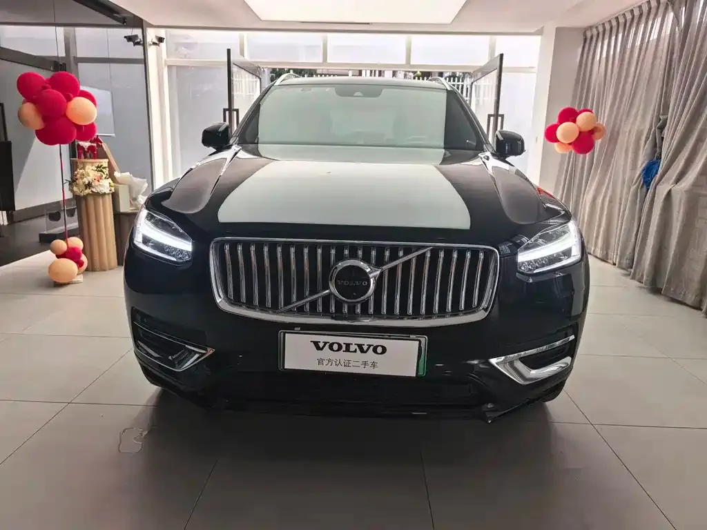 Volvo XC90 PHEV 2022 из CN, фото 3
