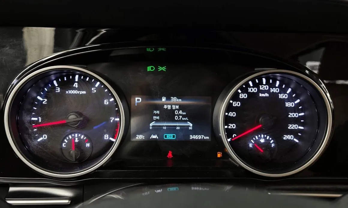 Kia Carnival 2023 из KR, фото 9