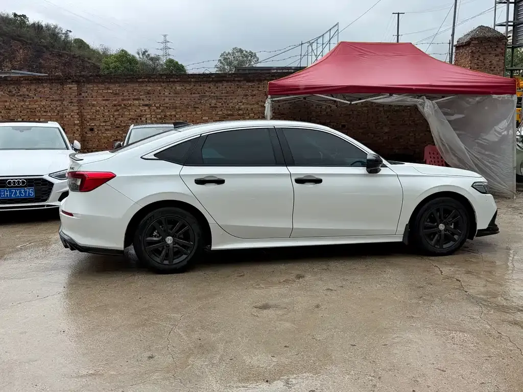 Honda Civic 2022 из CN, фото 5