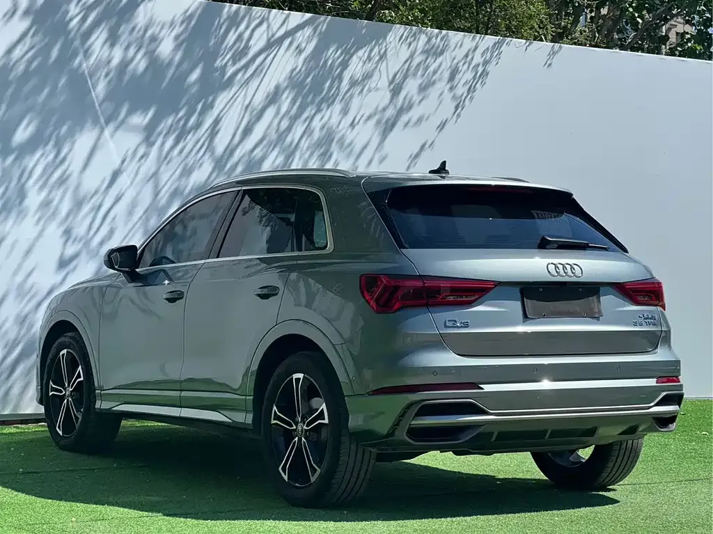 Audi Q3 Sportback 2023 из CN, фото 4