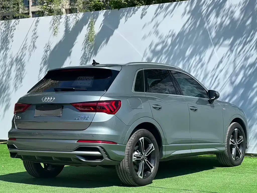 Audi Q3 Sportback 2023 из CN, фото 8