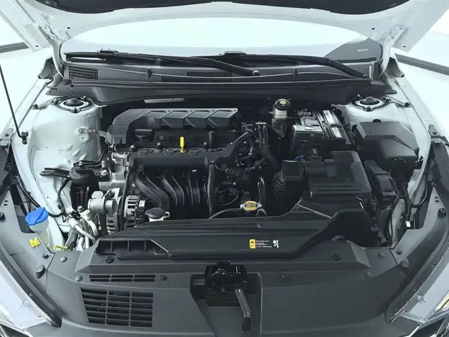 Hyundai Elantra 2021 из CN, фото 10