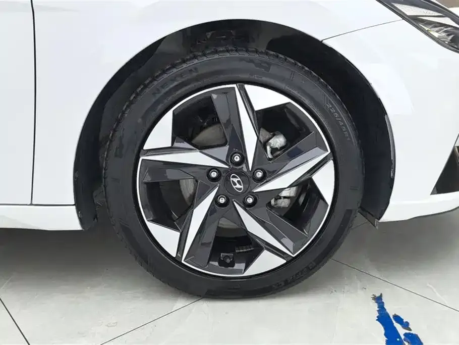 Hyundai Elantra 2021 из CN, фото 4