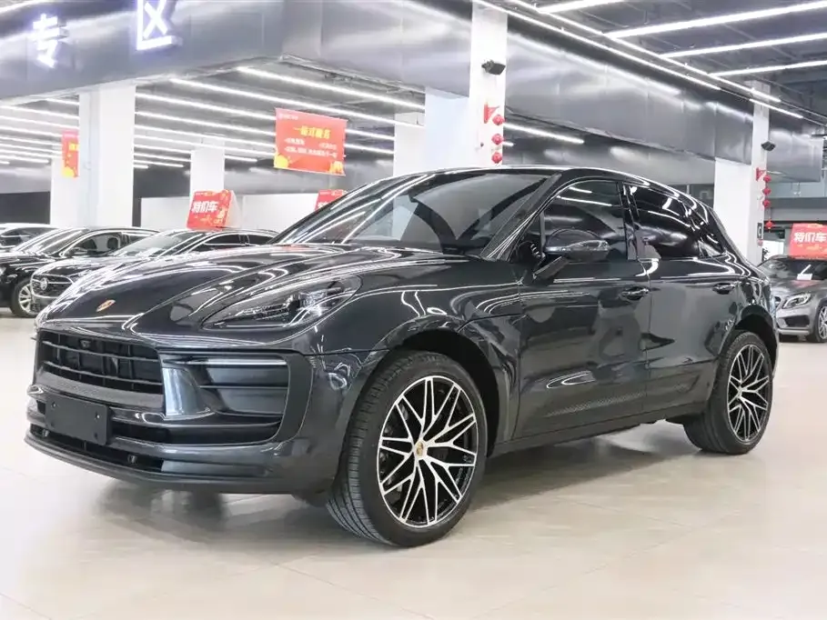 Porsche Macan — фото 1