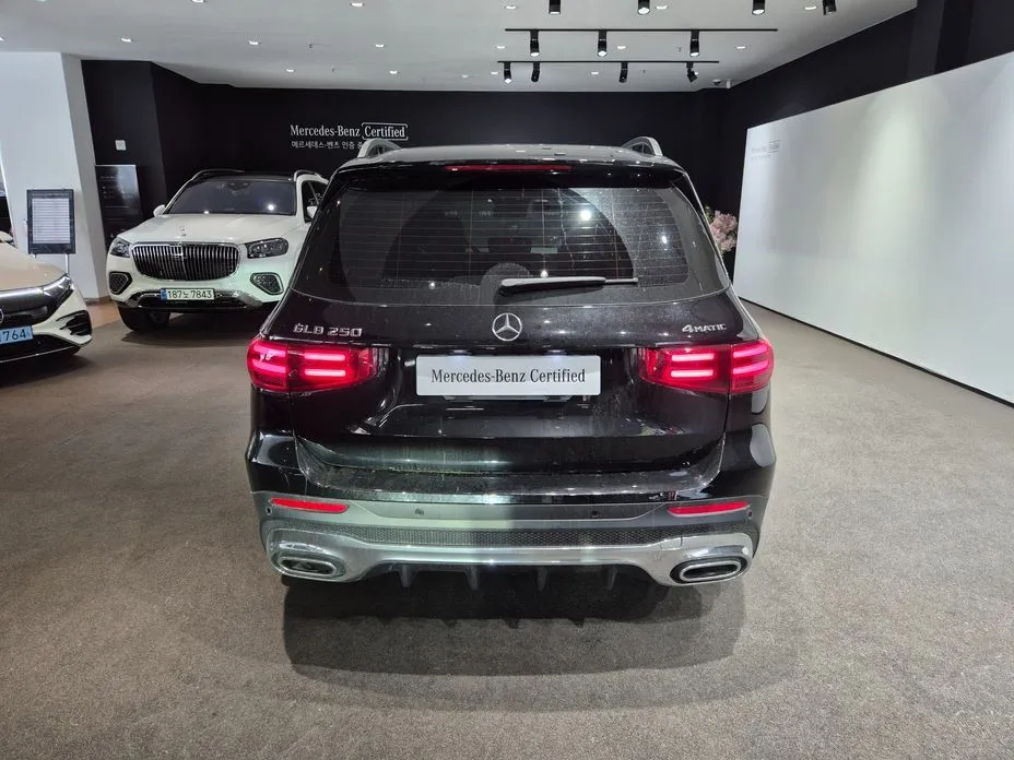 Mercedes-Benz GLB-Class — фото 10