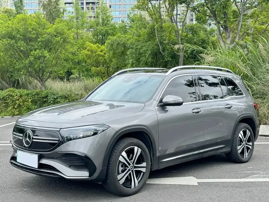 Mercedes-Benz EQB