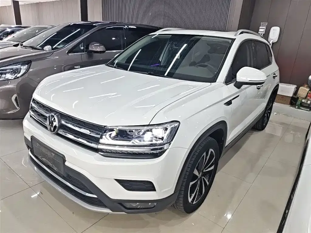 Volkswagen Tharu — фото 10