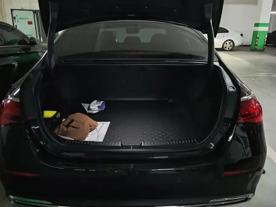 Mercedes-Benz E-Class 2024 из CN, фото 4