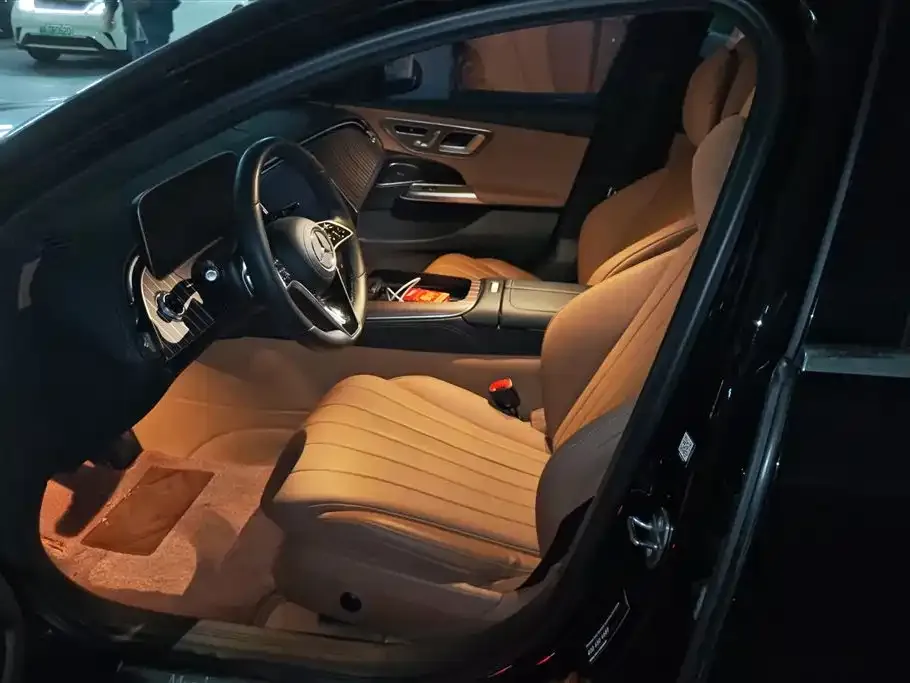 Mercedes-Benz E-Class 2024 из CN, фото 6