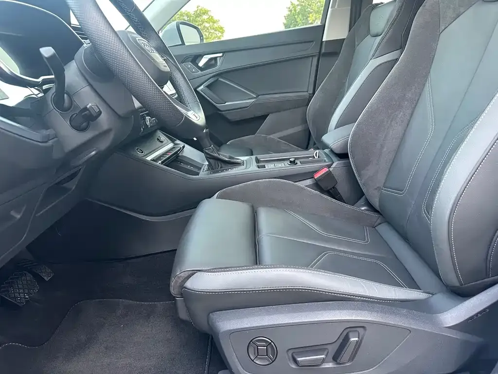 Audi Q3 Sportback — фото 4