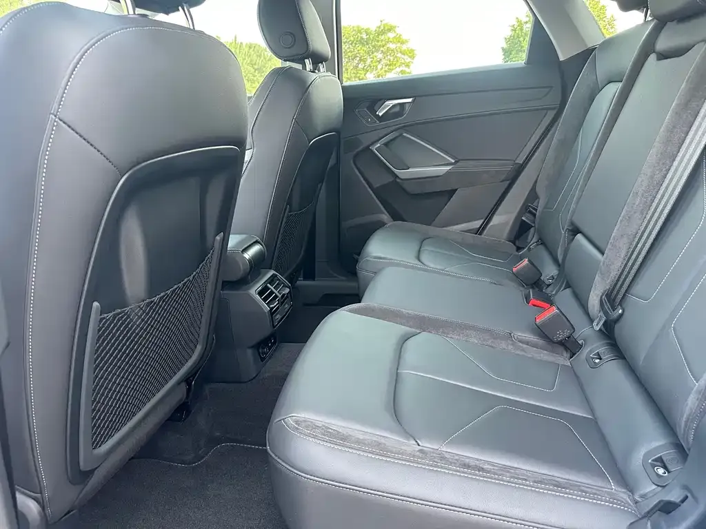 Audi Q3 Sportback — фото 10