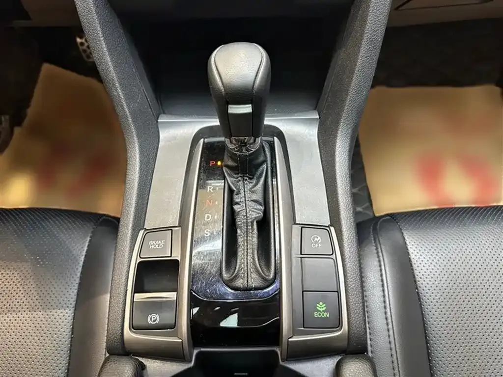 Honda Civic — фото 7