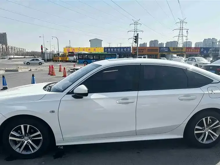 Honda Civic 2022 из CN, фото 2
