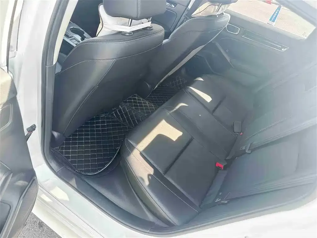Honda Civic 2022 из CN, фото 5