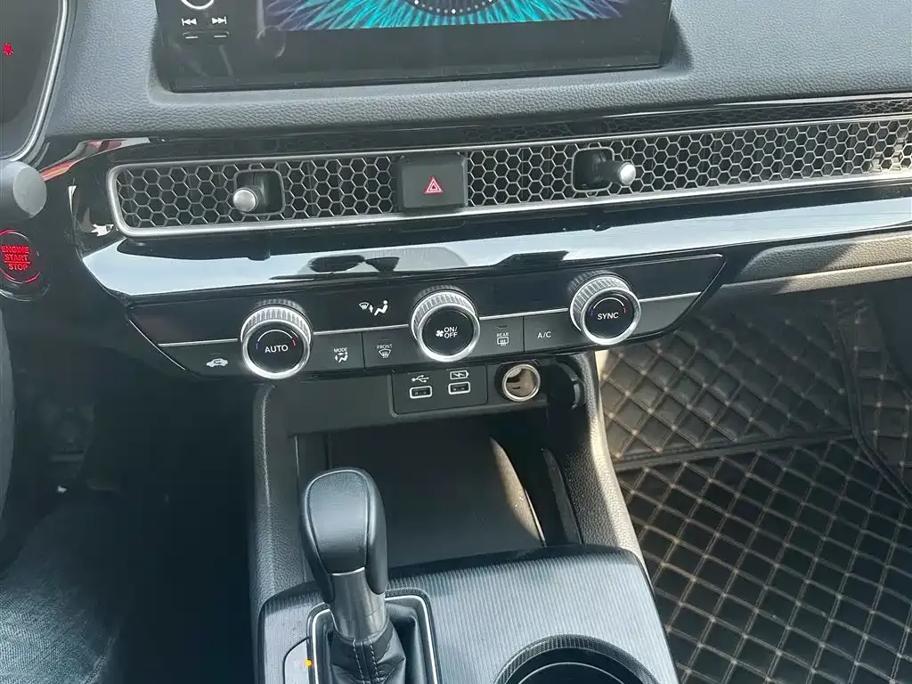 Honda Civic 2022 из CN, фото 10