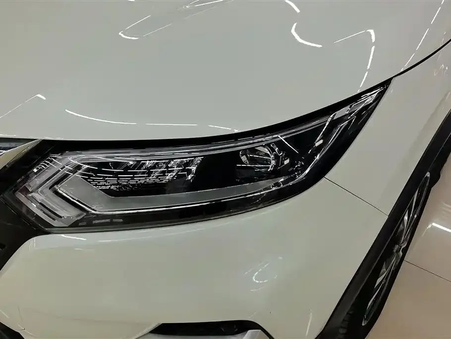 Nissan Qashqai — фото 5