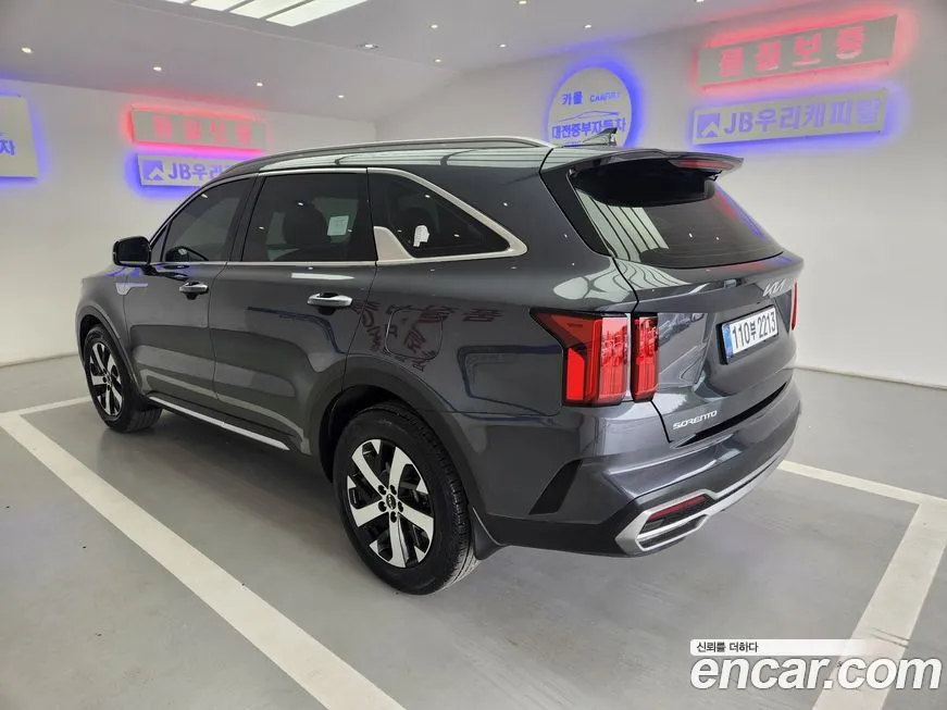 Kia Sorento 2023 из KR, фото 2