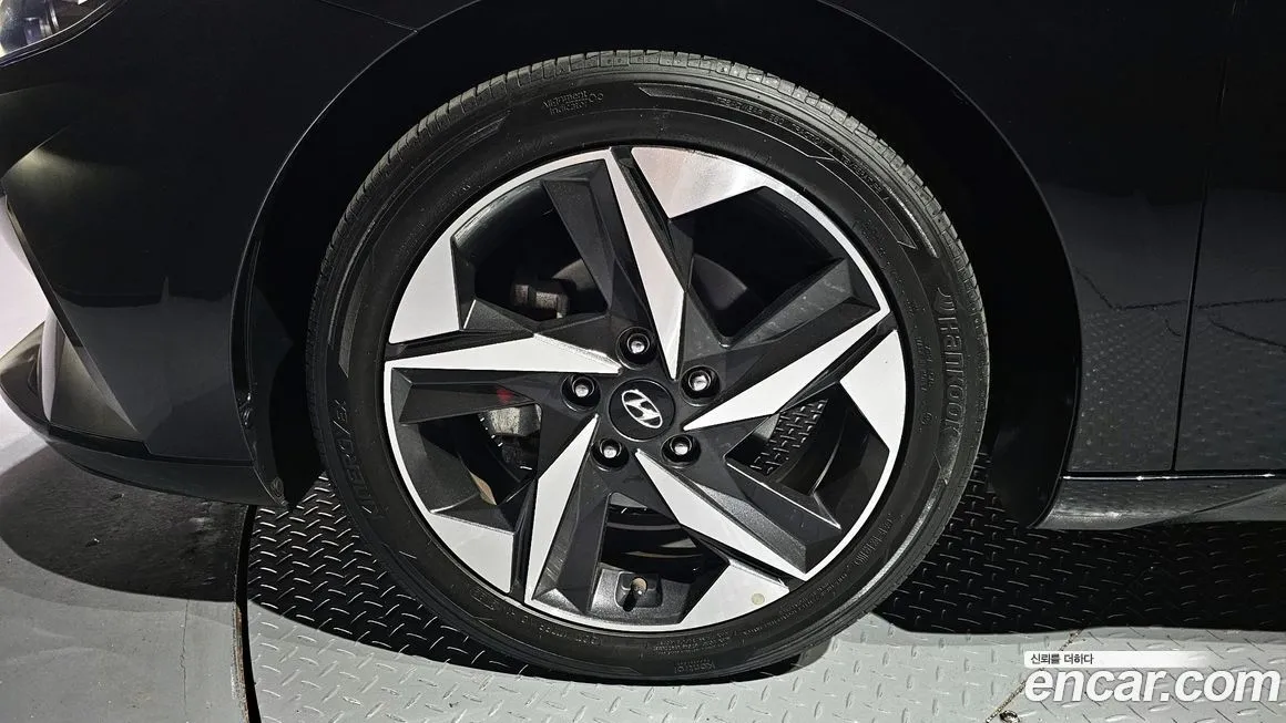 Hyundai AVANTE — фото 7