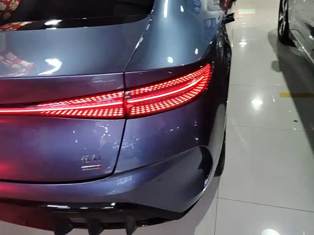 BYD Seal — фото 4