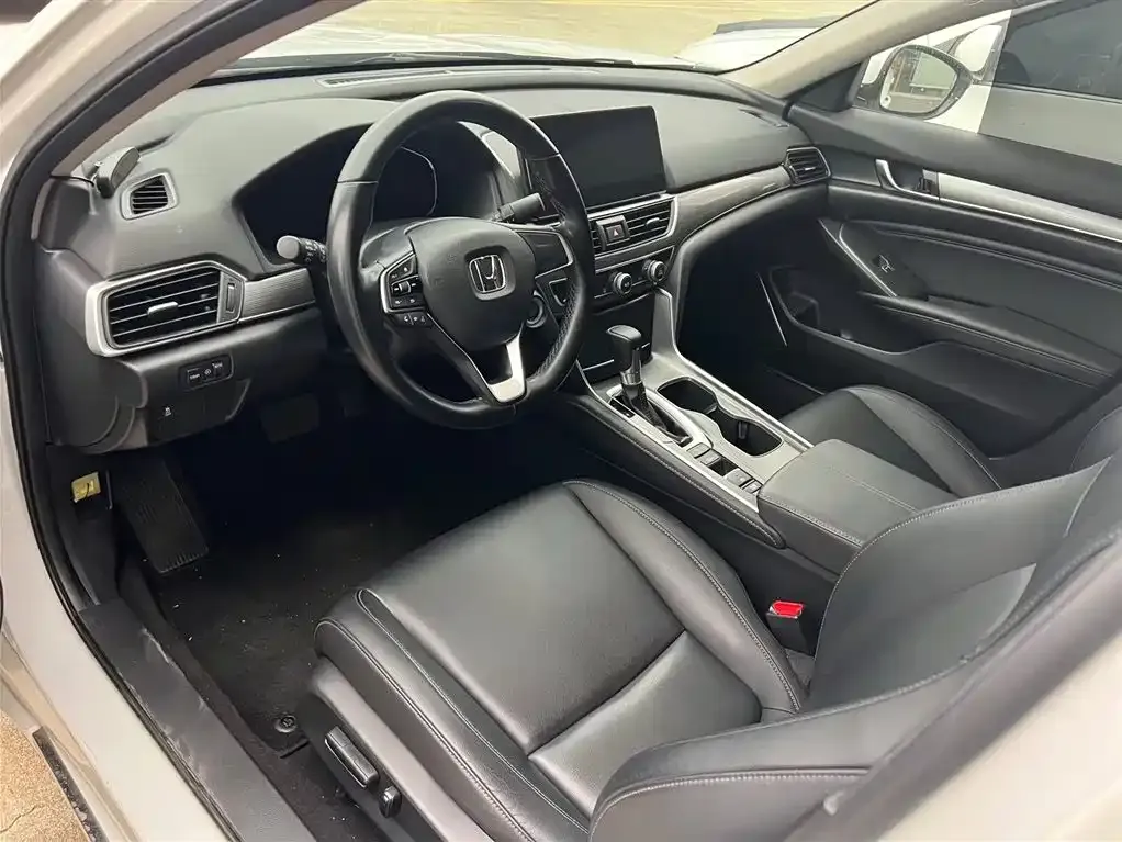 Honda Accord — фото 5