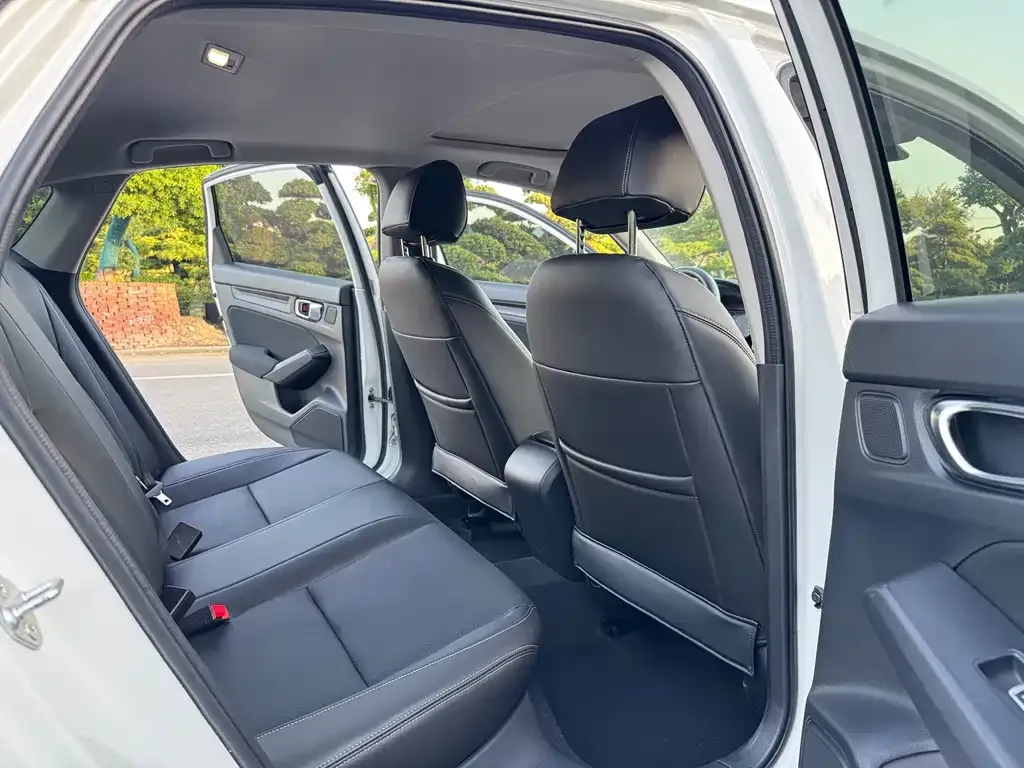 Honda Civic 2023 из CN, фото 3