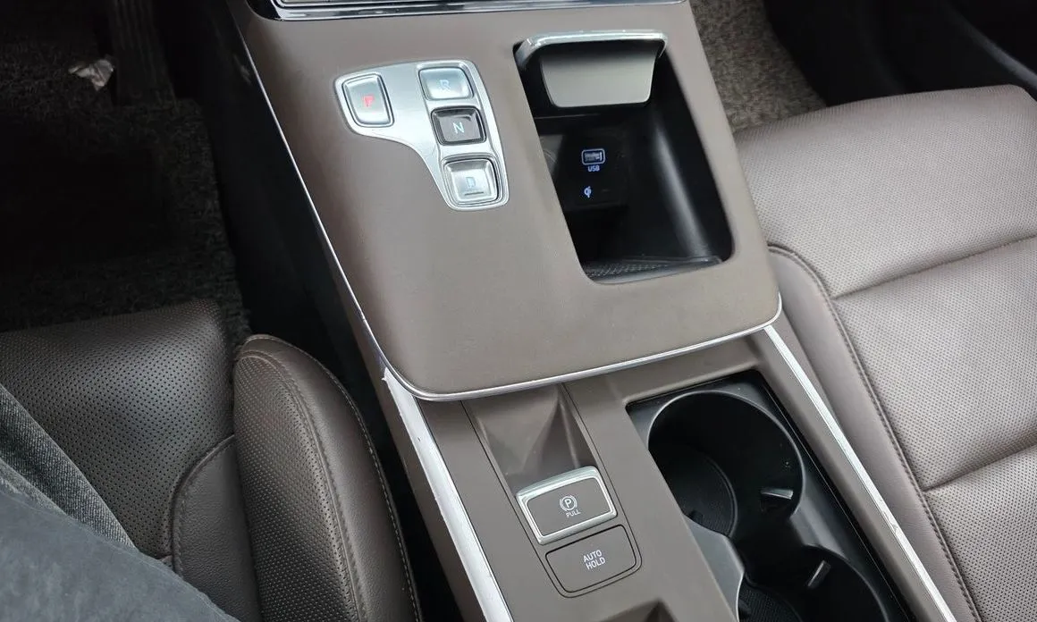 Hyundai Grandeur 2023 из KR, фото 8