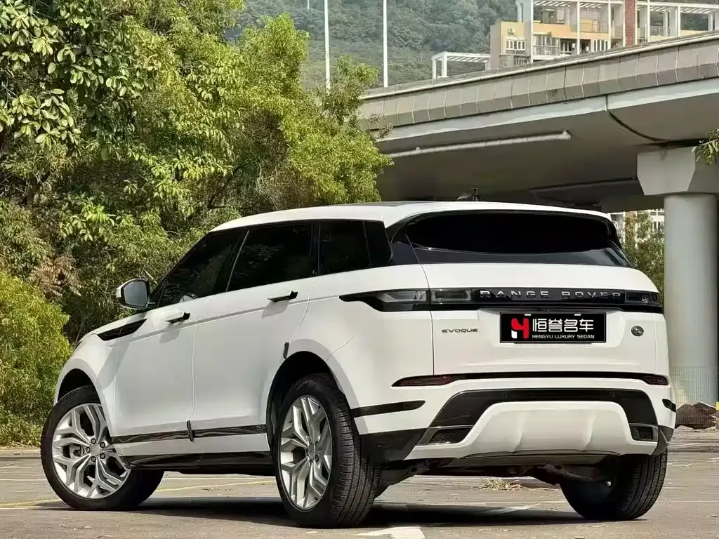 Land Rover Evoque — фото 6