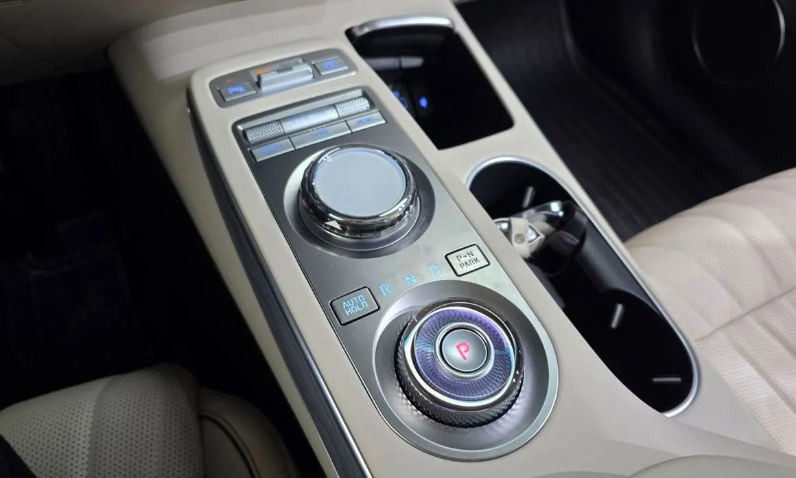 Genesis GV70 — фото 10
