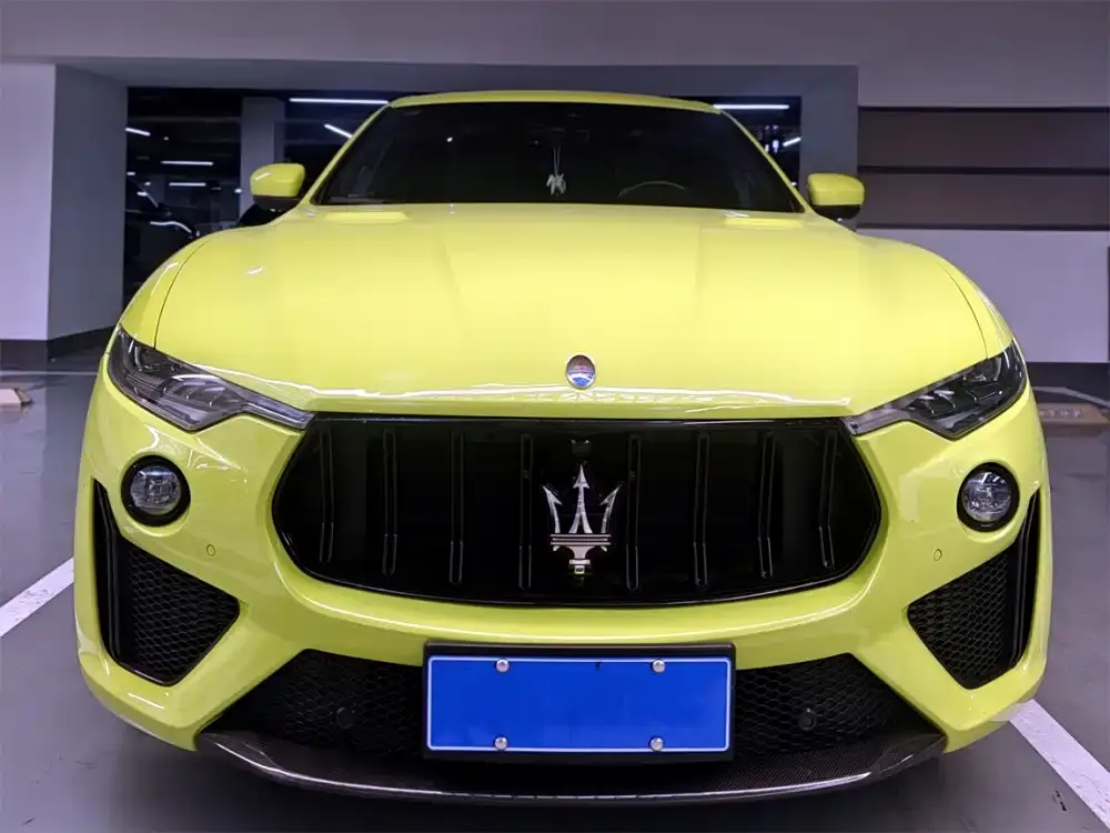 Maserati Levante — фото 1