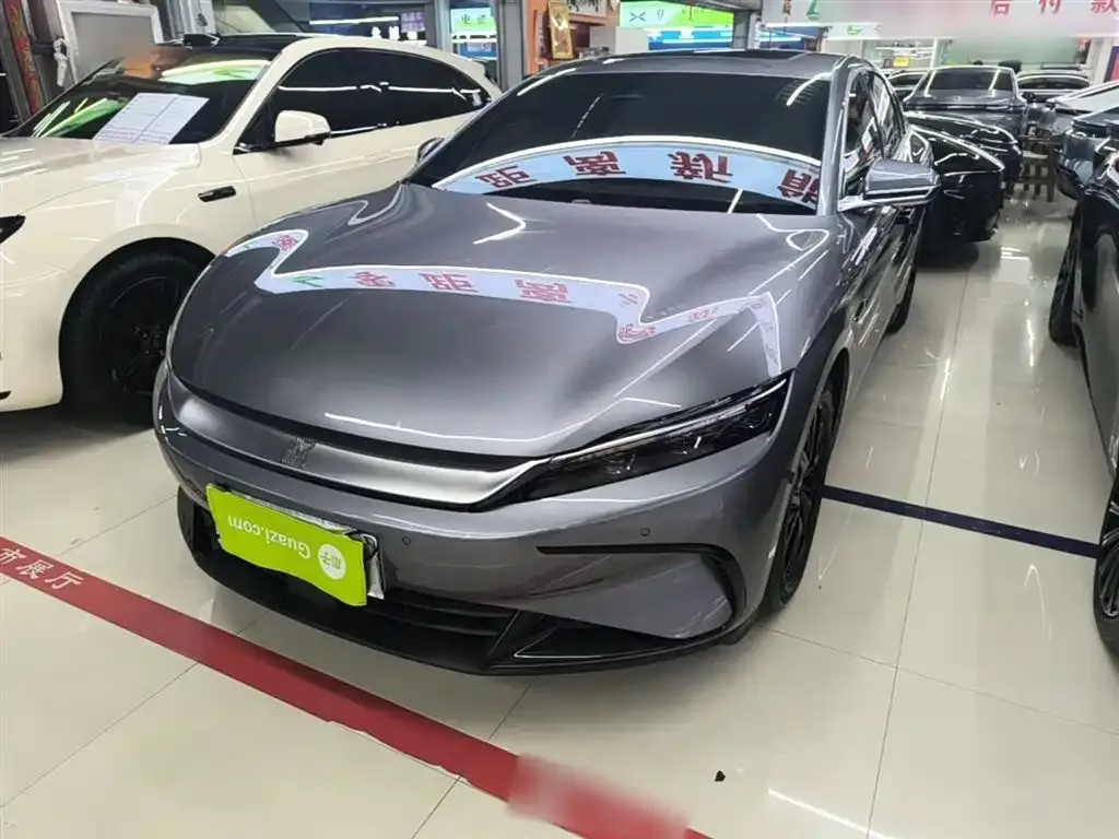 BYD Han — фото 1