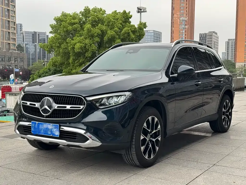 Mercedes-Benz GLC — фото 1