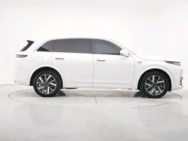 Li Auto L7 2024 из CN, фото 2