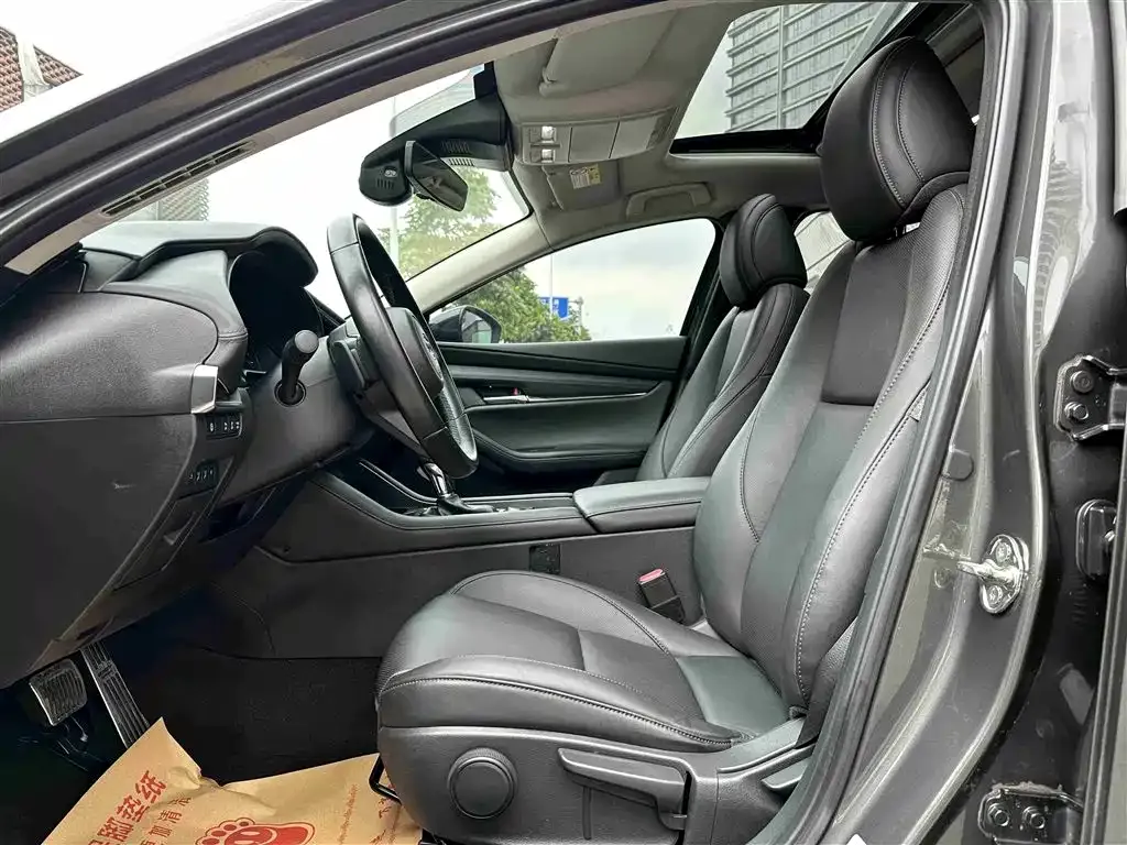 Mazda 3 Axela 2022 из CN, фото 6