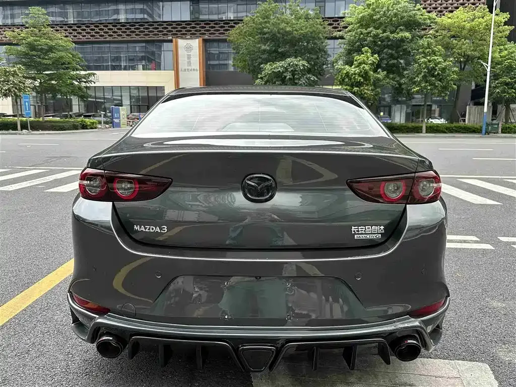 Mazda 3 Axela 2022 из CN, фото 4