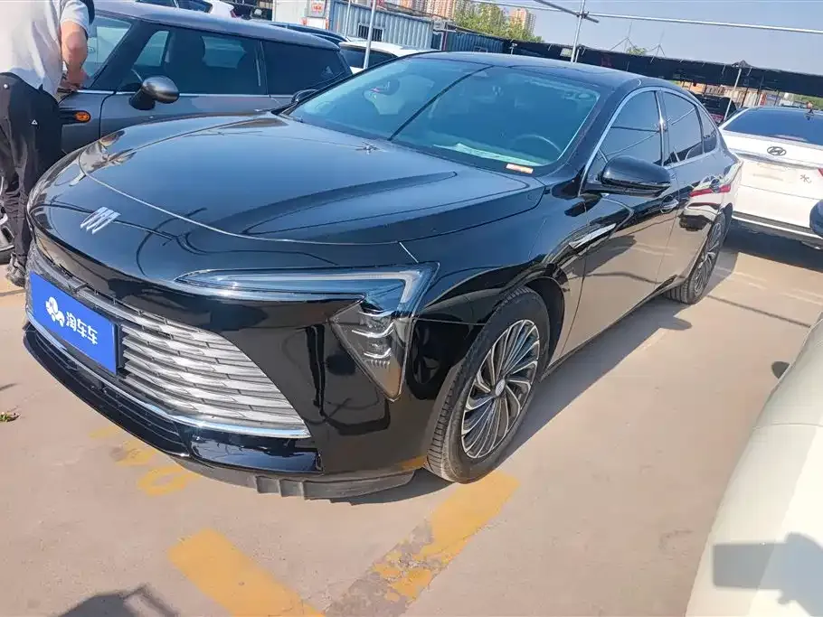 Buick LaCrosse 2024 из CN, фото 1