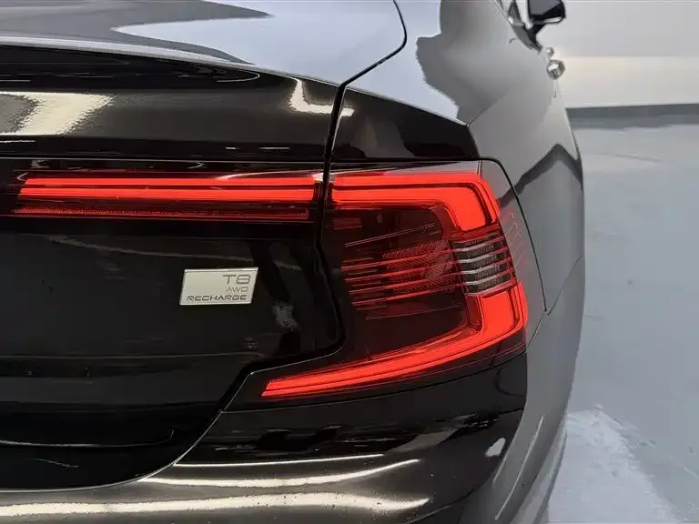 Volvo S90 PHEV 2022 из CN, фото 5